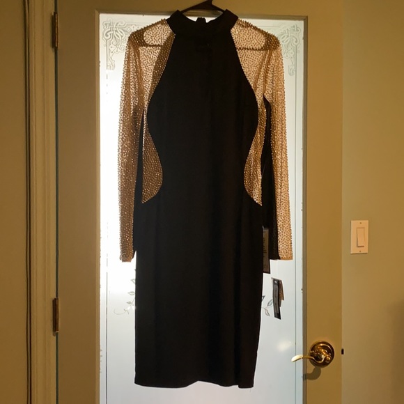 Dress - Picture 3 of 7
